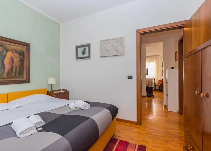 Guesthost -sunny Dorsoduro Apartament