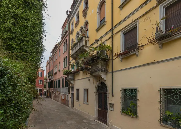 Apartament Guesthost -sunny Dorsoduro Wenecja