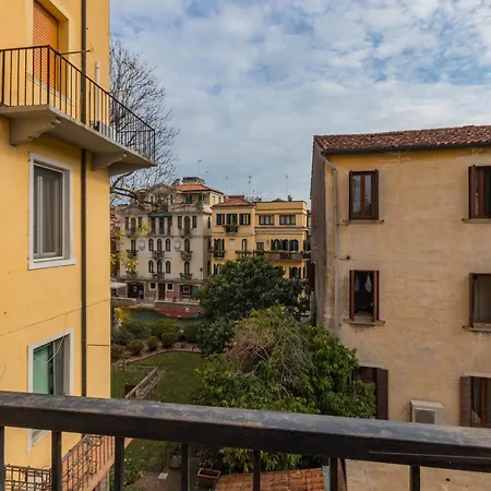 Guesthost -sunny Dorsoduro * Venezia