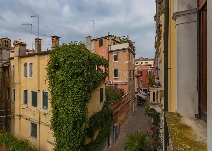 Guesthost -sunny Dorsoduro Venezia