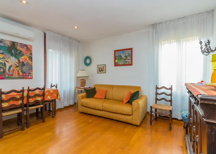 Apartmán Guesthost -sunny Dorsoduro Benátky